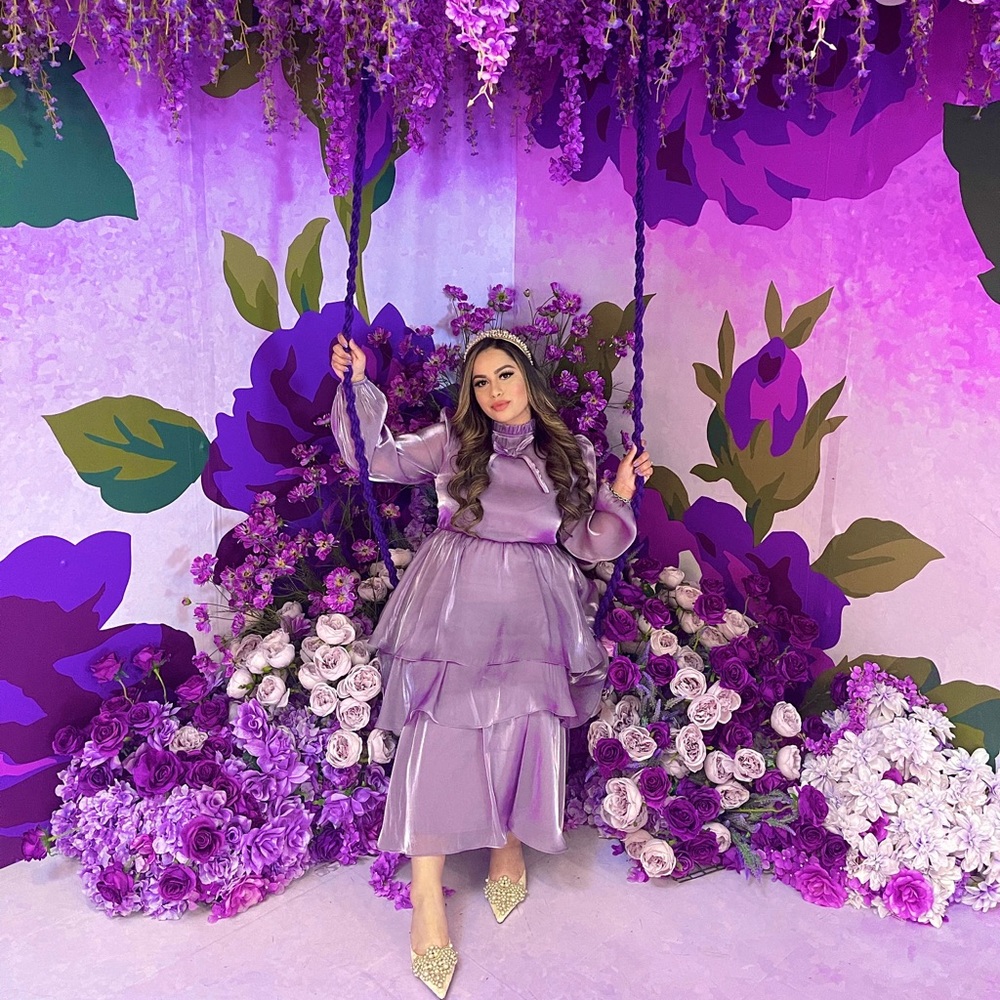 Meet your Posher, Zainab